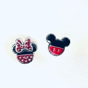 NWOT Disney Mismatch Earrings - Mickey and Minnie Mouse